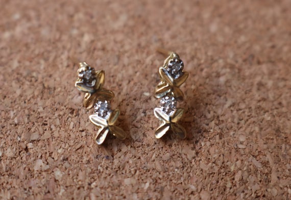 Yellow Gold X Earrings  / Dangling Diamond Earrin… - image 2