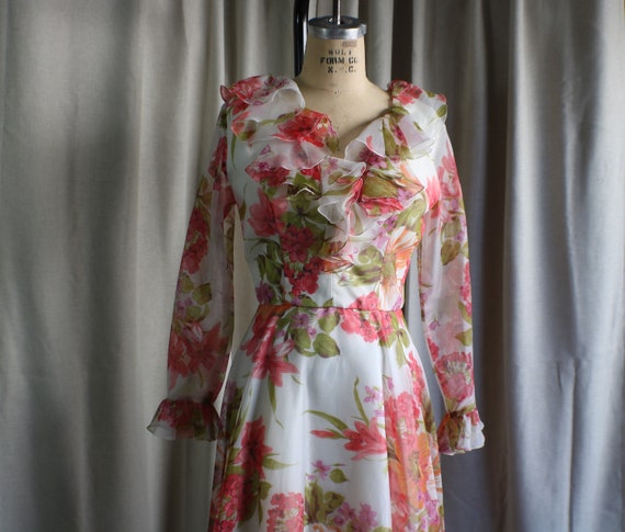 70's Floral Organza Dress / Vintage Ruffled Neckl… - image 2