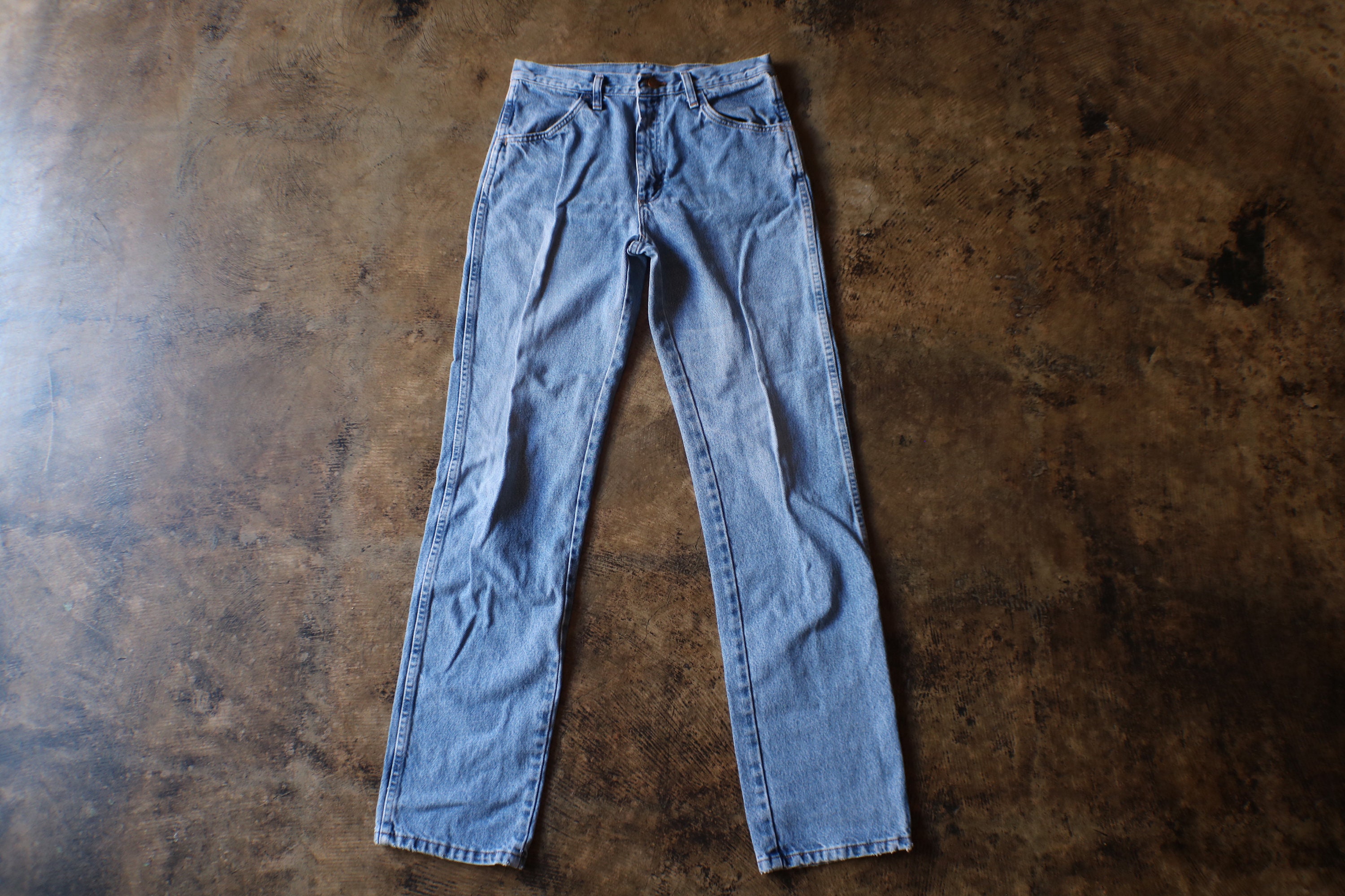 Light Wash Blue Jeans / - Etsy Norway