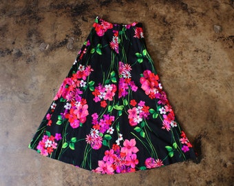 60's Floral Maxi Skirt / Vintage High Waist Long Patterned Skirt / Women's Small