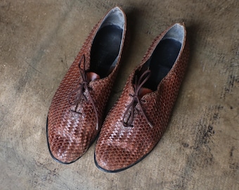 8 1/2 Woven Leather Shoe , Women's Vintage Brown Leather Lace Up Flats