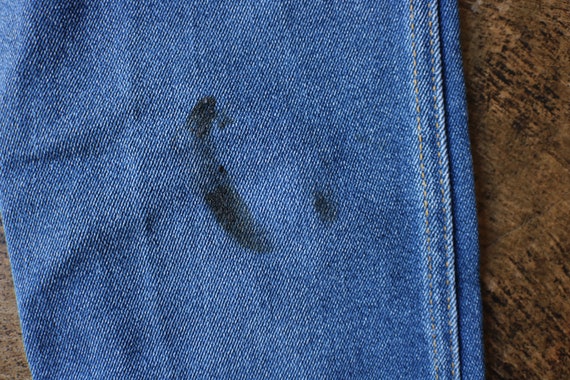 Distressed Lee Jeans /  Vintage Denim / Medium Wa… - image 7