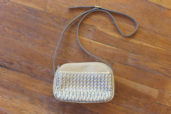 Metallic Purse / Vintage Gold and Silver Basket H… - image 1