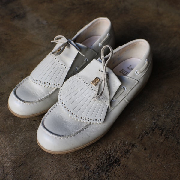 8 1/2 /Tasseled lace up Loafers / Vintage Women's Off White Golf Shoes