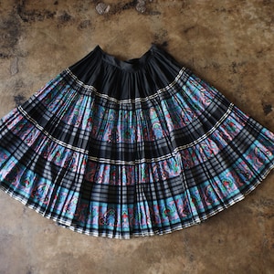 1950&#39;s Patio Skirt Gold , Women&#39;s Vintage Circle Skirt , Small