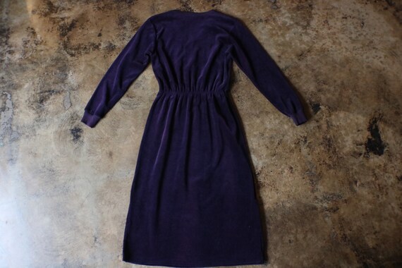 70's Velour Dress / Vintage Dark Purple Velvet Sw… - image 6
