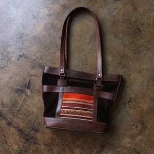 Cartera vintage con tapiz sudamericano de cuero marrón oscuro / Bolso bohemio vintage