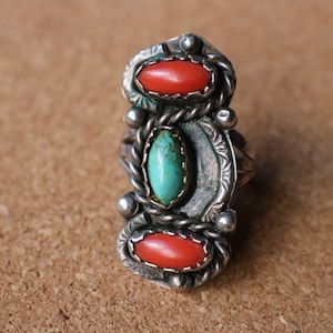 Vintage Turquoise and Coral Ring / 60&#39;s Southwest Sterling Silver Jewelry / Size 7 1/2