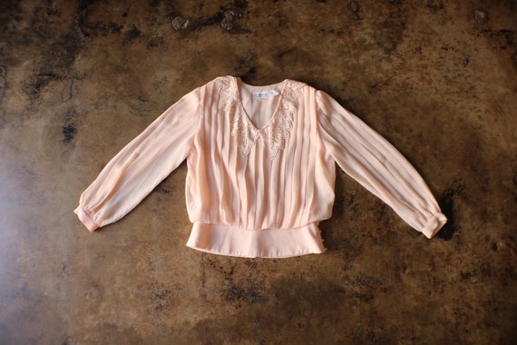 Vintage Pink Blouse / Pink Pleated Shirt with Lac… - image 2