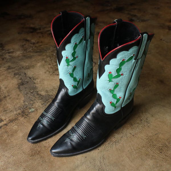 8 B Women's Butterfly Cowboy Boots / Red and Black Vintage Western Boots