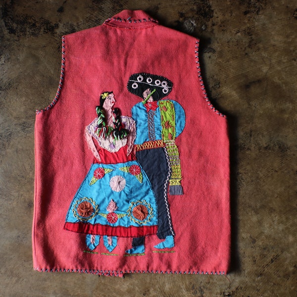 Southwest Embroidered Vest / Vintage Mexican Souviner Applique / Medium