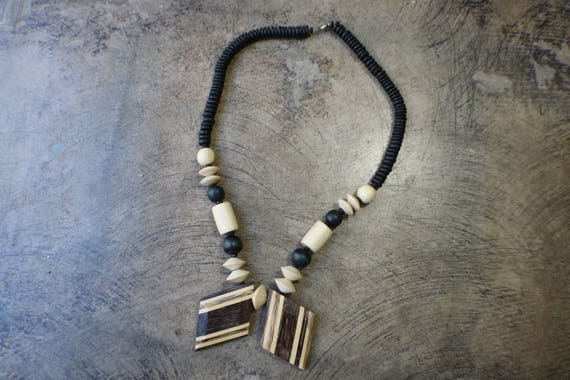 Wood NECKLACE / Linear Natural Jewelry / Vintage … - image 1