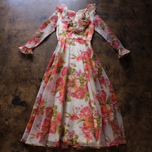 70&#39;s Floral Organza Dress / Vintage Ruffled Neckline Long Sleeve Gown / Women&#39;s Small