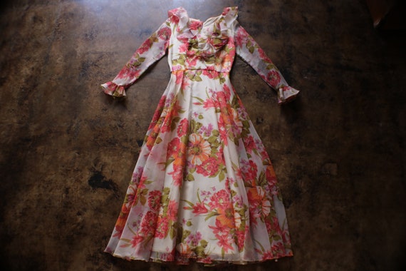 70's Floral Organza Dress / Vintage Ruffled Neckl… - image 1