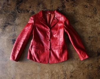 Blazer de cuero rojo / chaqueta de cuero vintage para mujer / pequeña