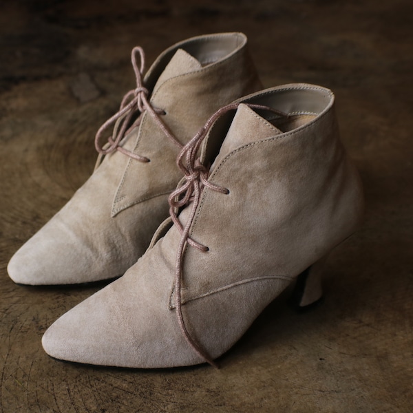 Heeled Lace Up Ankle Boots / Vintage 90's Tan Suede Pointy Toe Boots