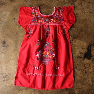 Embroidered Red DRESS / Vintage Mexican Dress with Colorful Flowers / Women&#39;s Large