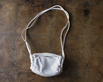 White Leather Purse / Vintage Barrel Bag / Mesh Leather Crossbody