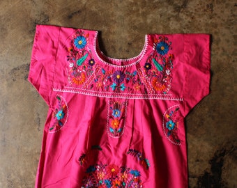 Vintage Embroidered Pink DRESS /  Mexican Dress with Colorful Flowers / Women's Large