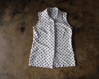 Polka Dot Women's Blouse , Vintage Sleeveless Shirt / Vintage Women's Medium