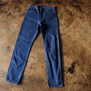 Vintage Wrangler Jean's / Dark Wash Blue Jeans / Size 34 x 36