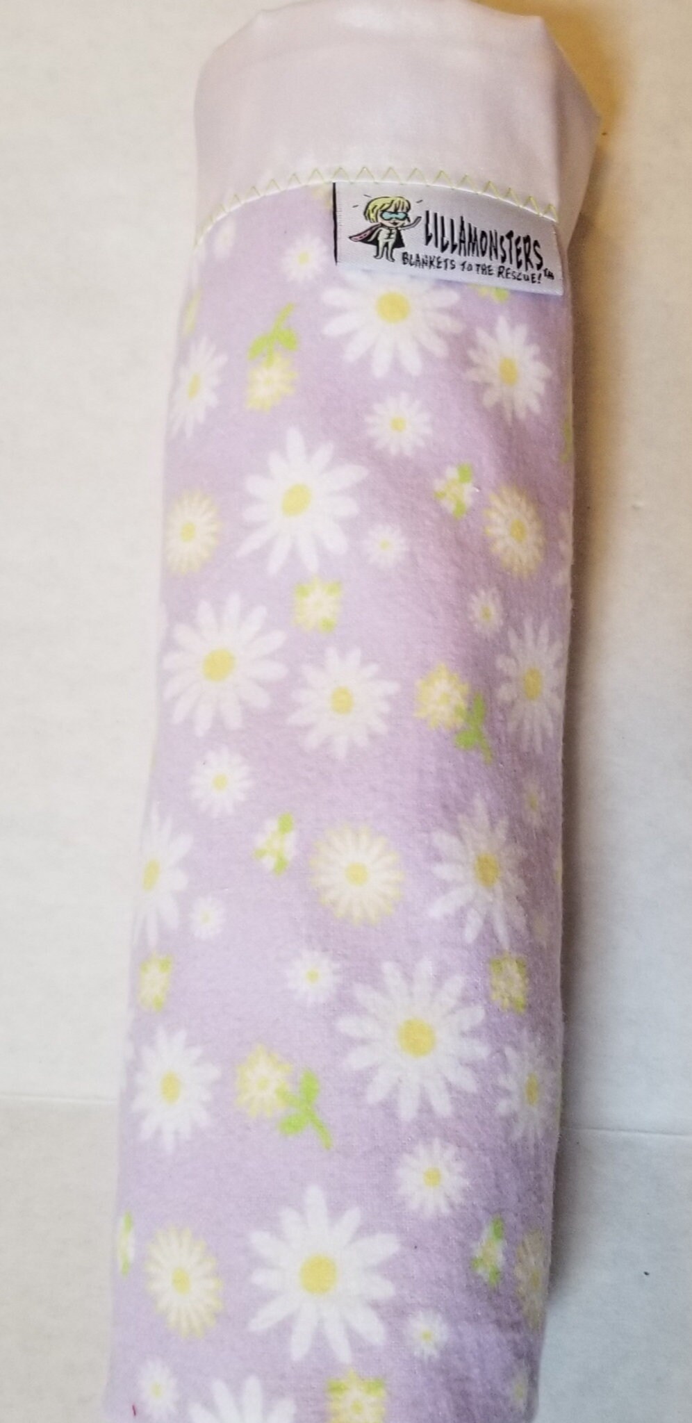 Daisies on Lavender Flannel & Satin backed Baby Blanket 33x 33