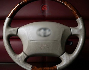 Wood Grain Steering Wheel Compatible with Land Cruiser 100 Series / LX470 – Aftermarket