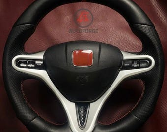 Volante deportivo de cuero perforado compatible con Civic 2006–2012 (FD2/GN2) – Repuesto