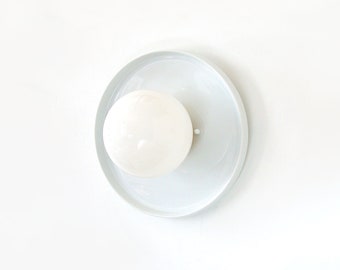Witte keramiek en opaal glazen bol inbouw wandkandelaar Moder keramische armatuur licht ijdelheid inbouw keramische lamp witte keramische wandkandelaar