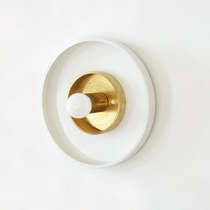 Lámpara de pared minimalista blanca y de latón Lámpara de techo blanca Aplique de baño blanco Iluminación blanca Lámpara de pared de cocina blanca
