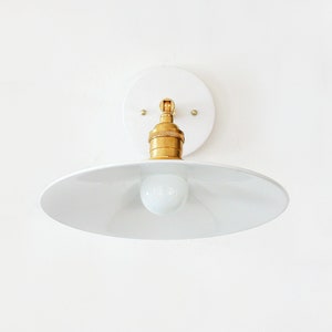 Lámpara de aplique de pared de sombra de metal blanco industrial Lámpara de aplique industrial ajustable Luz de pared Iluminación de cocina Lámpara de aplique de pared de cocina Aplique imagen 4