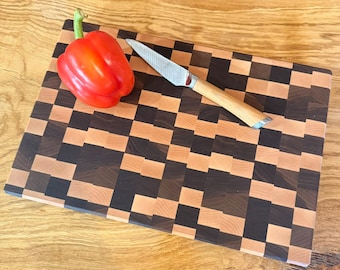 End Grain Cutting Board – Walnut & Maple Hardwood – Kitchen Prep Board with Feet