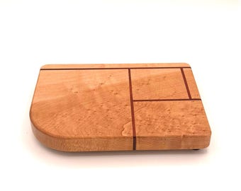 Handcrafted Sushi Board – Hard Maple with Padauk Inlay, Frank Lloyd Wright–Inspired Design