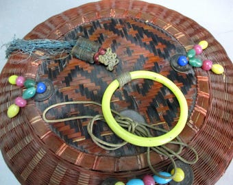 Chinesischer Nähkorb mit Botschaft, Groß