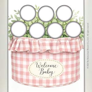 Peut inclure: Un jeu de baby shower imprimable avec un motif de panier vichy rose. L'image présente les mots "INSTANT DOWNLOAD" et "Welcome Baby". La conception comprend des cercles vides pour les éléments du jeu et de la verdure.
