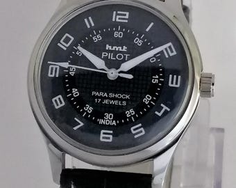 Vintage HMT Pilot Satisfying Dial 17 jewels Manual Winding wrist watch for mens