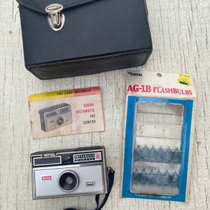 超〰️ヴィンテージカメラ/ インスタマチックキャメラ100 Kodak instamatic 100 - Etsy 日本
