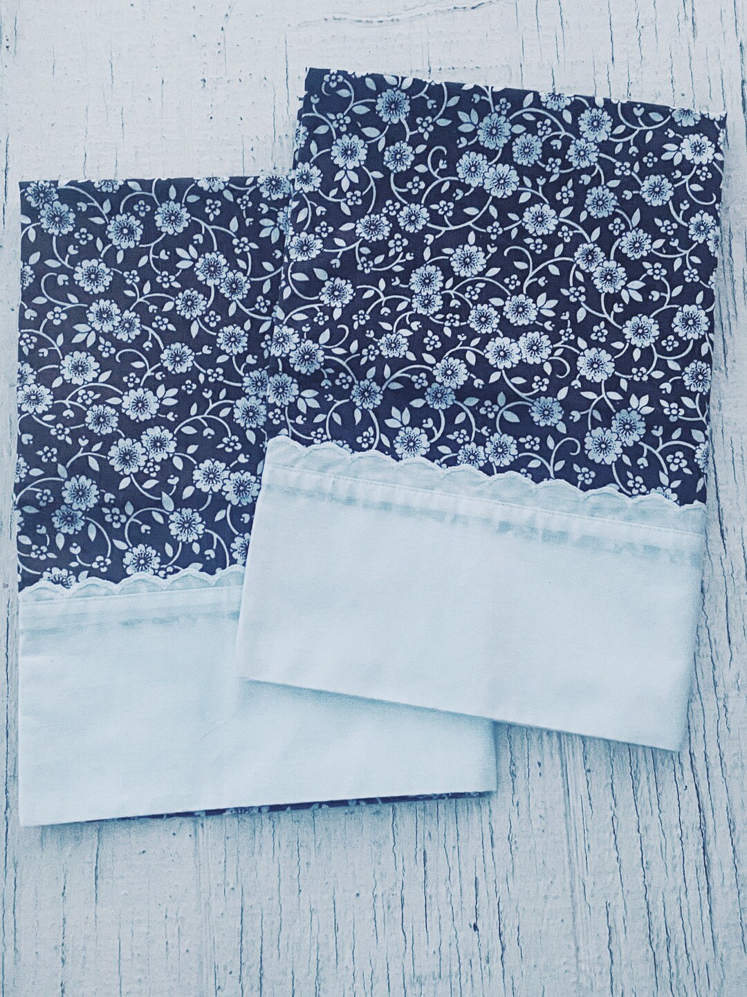 Vintage Brown With White Floral Pillow Cases 2 Brown With White Lace