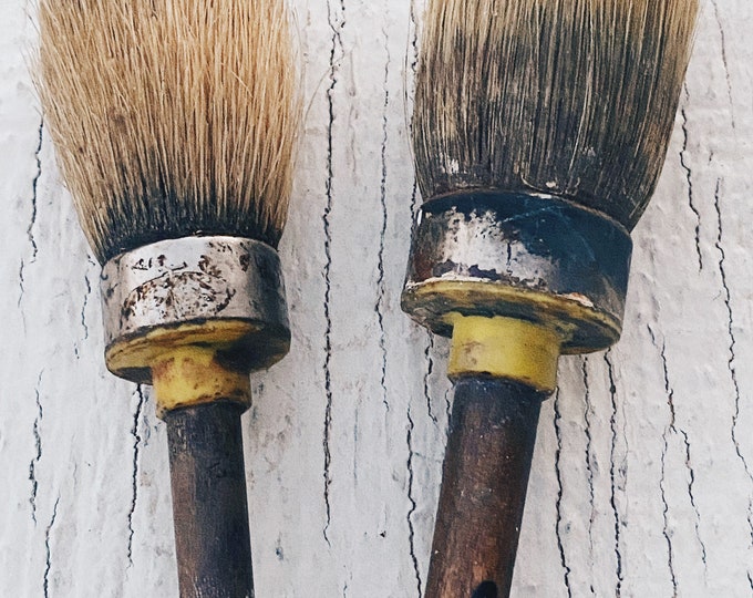 Vintage Set of Round Paint Brushes Art Supply Vintage Round Brush Paint