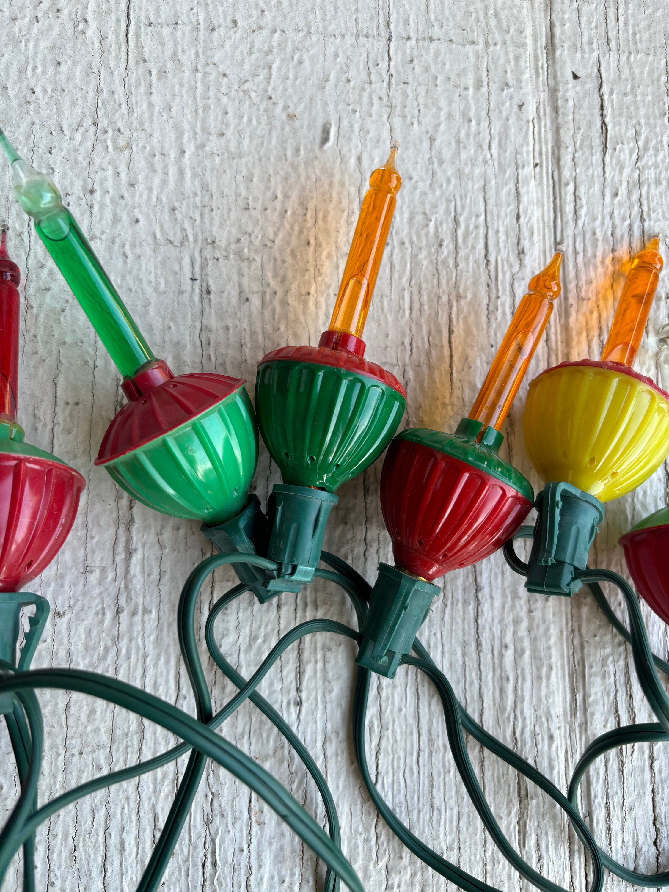 Vintage Noma Light Christmas Light Strand With Clips Seven Sockets