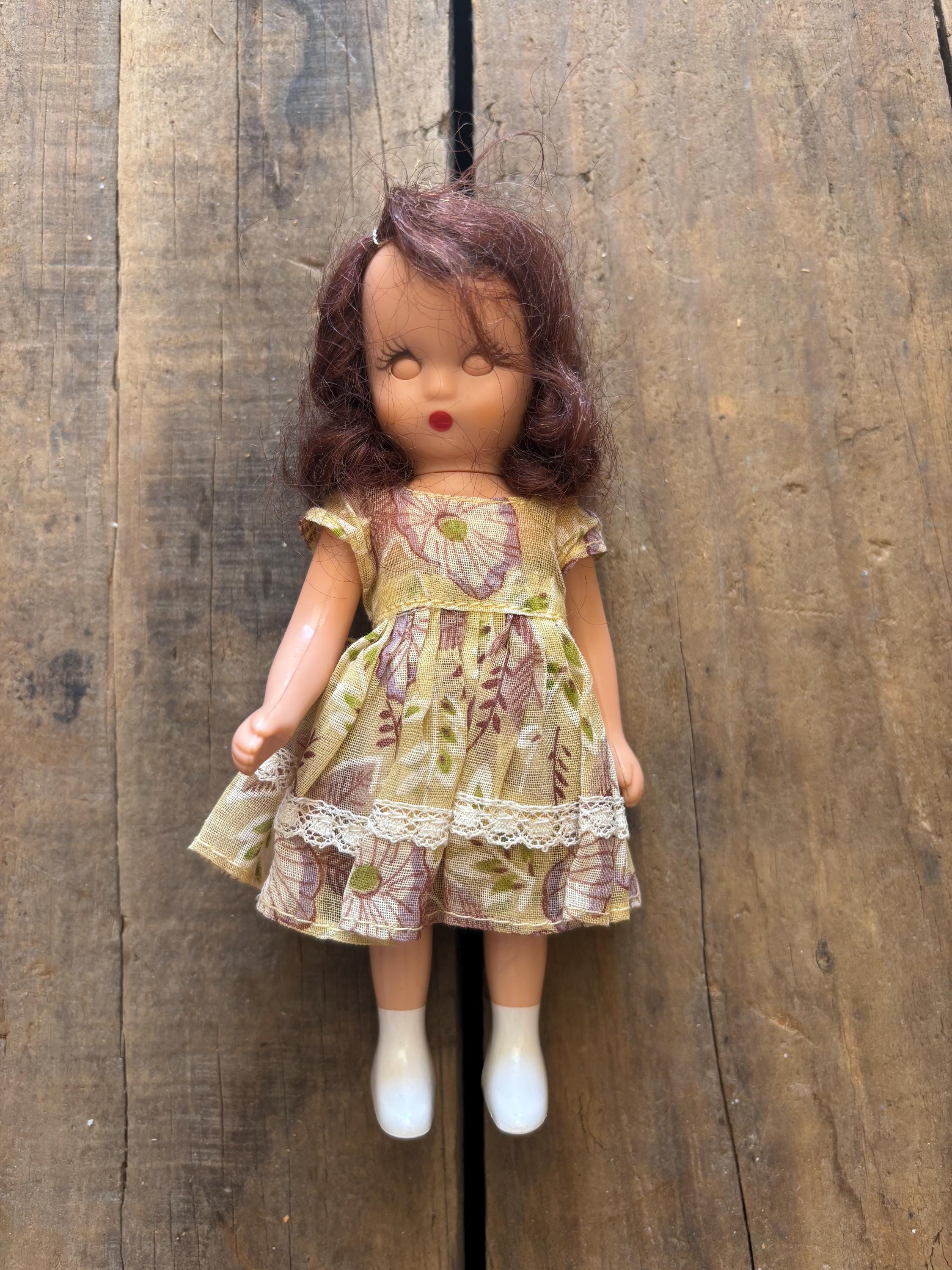 Poupée Nancy 42 cm - Un jour de couleur Famosa : King Jouet Belgique