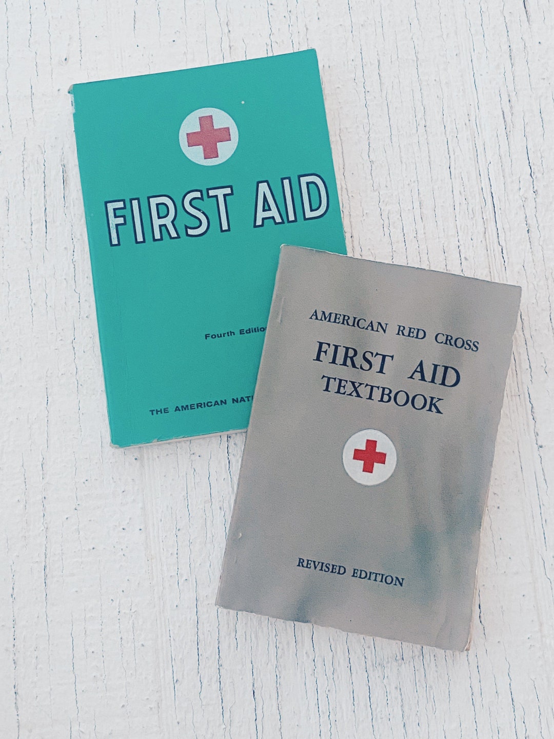 Vintage First Aid and First Aid Textbook Set of Two Vintage Etsy