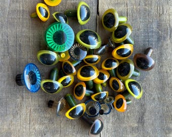 Vintage Toy Eyes 5 sets- doll eyes stuffed animal eyes, doll parts, sets of eyes, doll eyes sets, matching eyes, spooky, crafting eyes H1