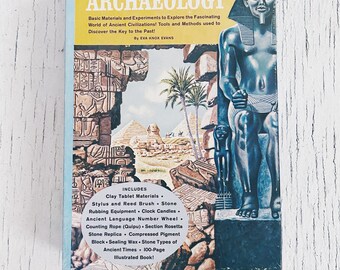 Kit de aventura arqueológica vintage dourado, kit de ciências de aventura dourada, ciência, materiais científicos vintage, Pedra de Roseta, vela de relógio MG1