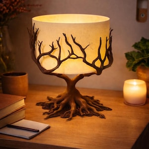 Lámpara de mesa con forma de árbol de la vida, decoración inspirada en la naturaleza.