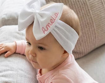 Diadema para bebé con nombre bordado, turbante con lazo de gofre personalizado.