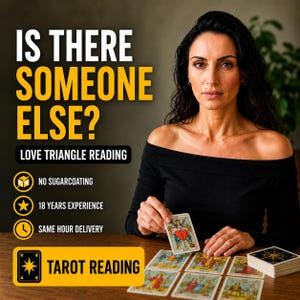 Op de afbeelding: Een persoon in een zwarte top met blote schouders houdt een tarotkaart vast met een hartillustratie. De afbeelding bevat de tekst: IS THERE SOMEONE ELSE? LOVE TRIANGLE READING, NO SUGARCOATING, 18 YEARS EXPERIENCE, SAME HOUR DELIVERY, TAROT READING.