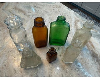 Vintage glasflaska lot apoteksmedicin bärnstensgrön klar 7-delad set