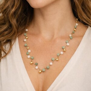 Alice in Wonderland Necklace – Romantic Beaded Gold Chain – Green & Pearl Fantasy Jewelry – Elegant Handmade Necklace – Gift for Her