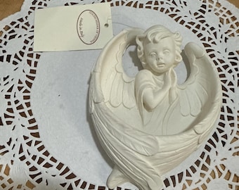 Pila de agua bendita con forma de ángel vintage, fabricada en Italia, de resina, con alas, para pared, 6,5 pulgadas.